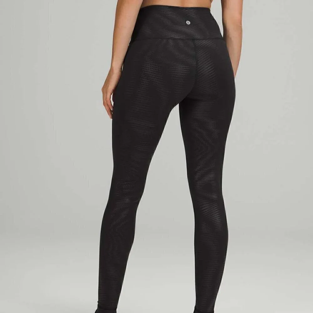 Lululemon Wunder Train High-Rise Tight 28